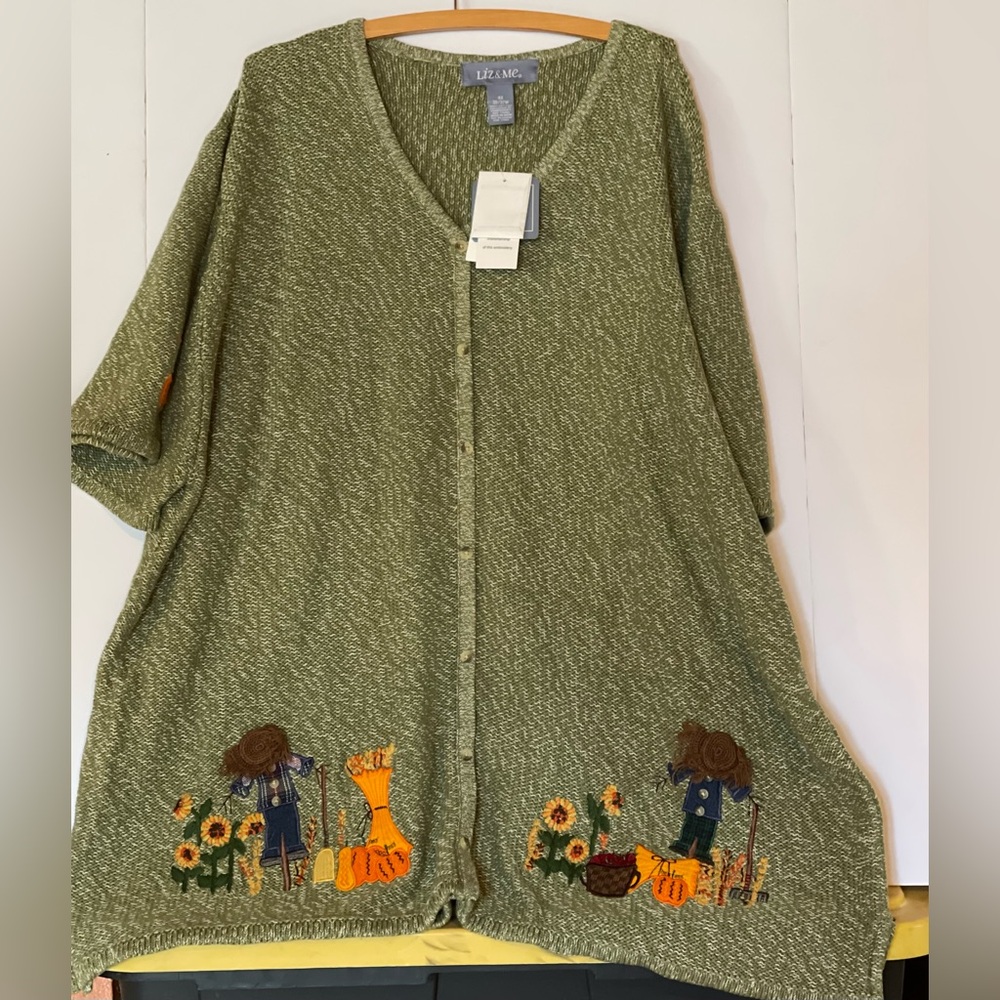 Liz And Me 4x Long Cotton Sweater- Short Sleeves- Green With Autumn/Fall Scene